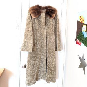 Vintage 1920s Fur Coat by Schwabe Fur House - Munich